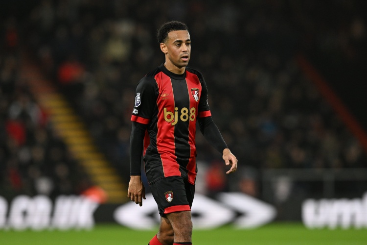 新葡萄8883AMG-邮报：身价约4000万镑，曼联继续关注伯恩茅斯中场泰勒·亚当斯